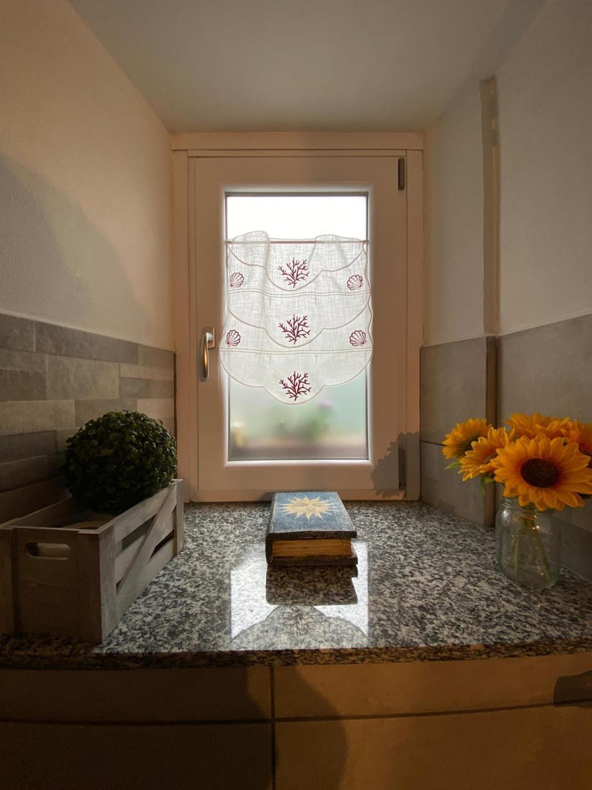 Ca Di Toni Bed & Breakfast Testana Bagian luar foto